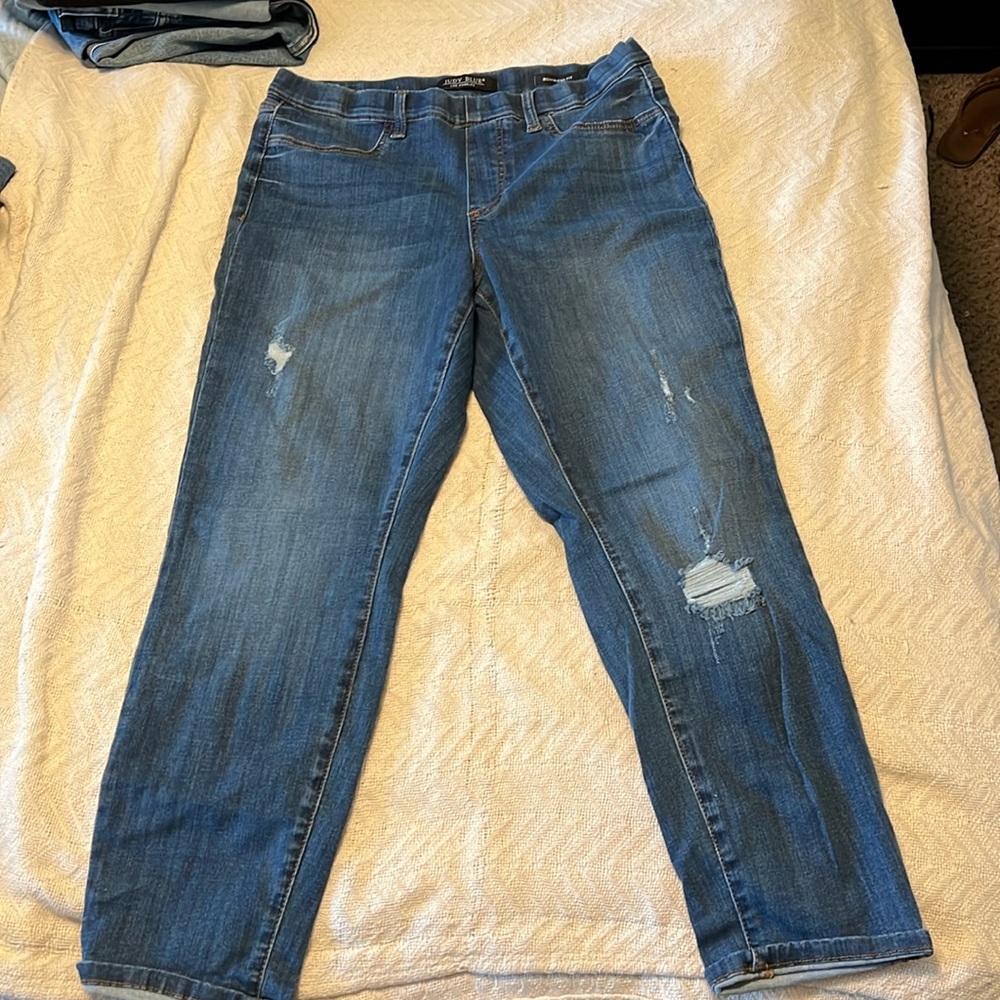 Judy Blue Pull on Boyfriend Jean